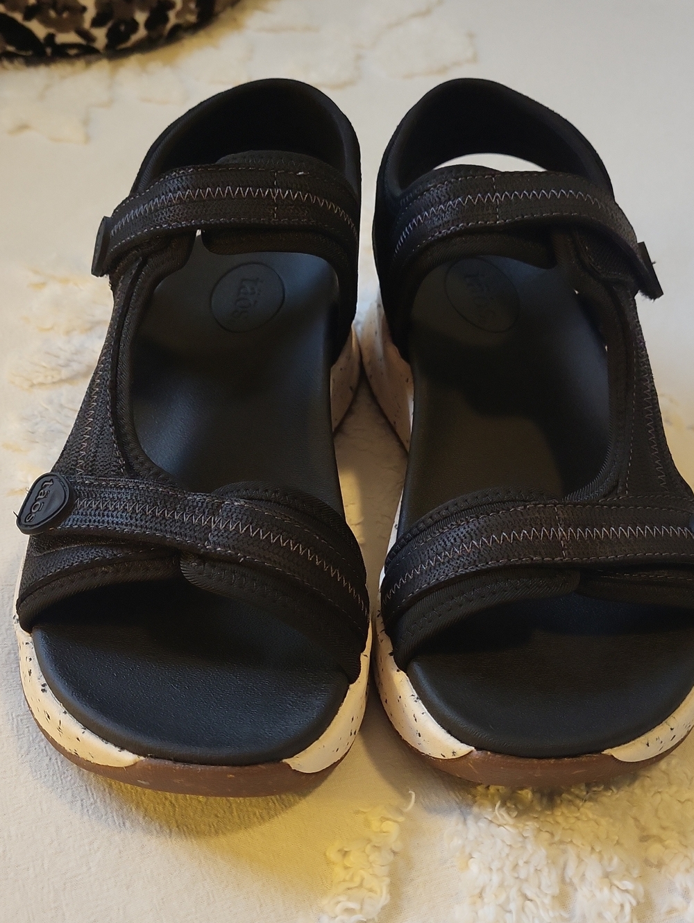 TÄŌS Black Side Sandals with  Speckled Sole - Sporty Adjustable Straps  Size 9